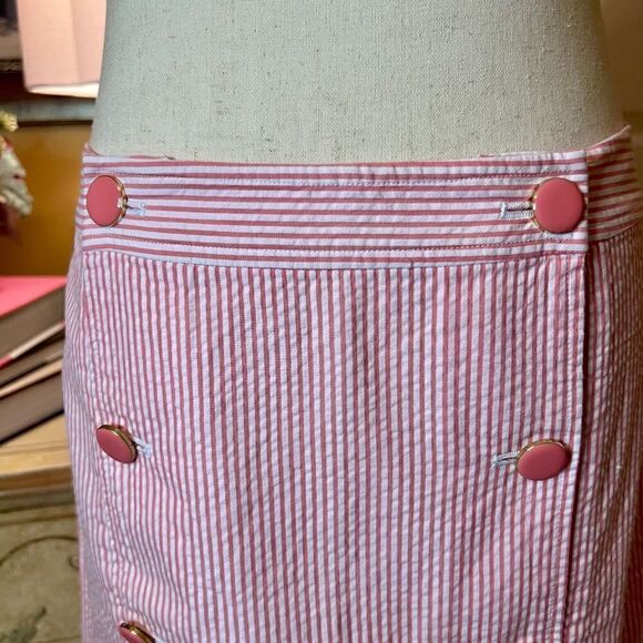 EEUC Women's Vineyard Vines Pink White Seersucker Stripe Mini Skirt Size 6 - Picture 2 of 3